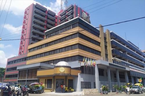 Bvmac : le Cameroun annonce un remboursement de 10,7 milliards de FCFA sur son emprunt à tranches multiples de 2023 Bvmac : le Cameroun annonce un remboursement de 10,7 milliards de FCFA sur son emprunt à tranches multiples de 2023