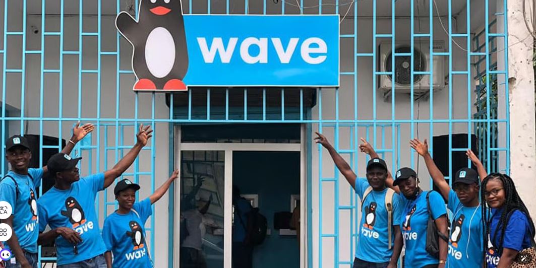 Paiement en ligne : Wave, Visa et Ecobank s’unissent pour transformer l&rsquo;inclusion financière au Sénégal