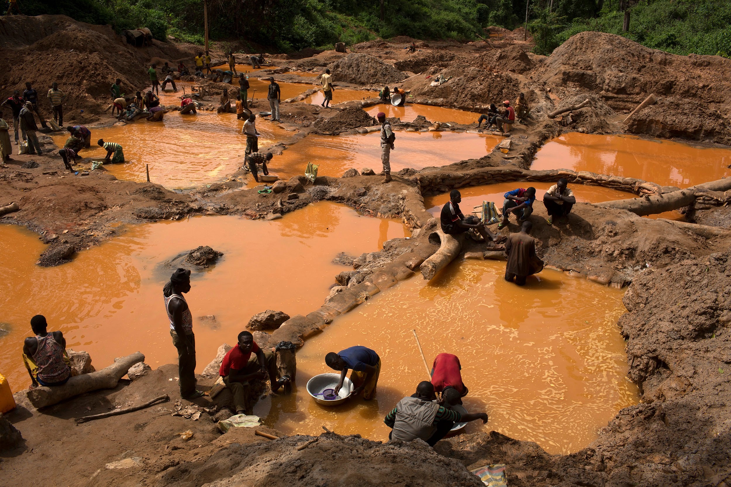 Centrafrique : les exportations d’or projetées à 9,4 tonnes en 2026 selon la BEAC Centrafrique : les exportations d’or projetées à 9,4 tonnes en 2026 selon la BEAC